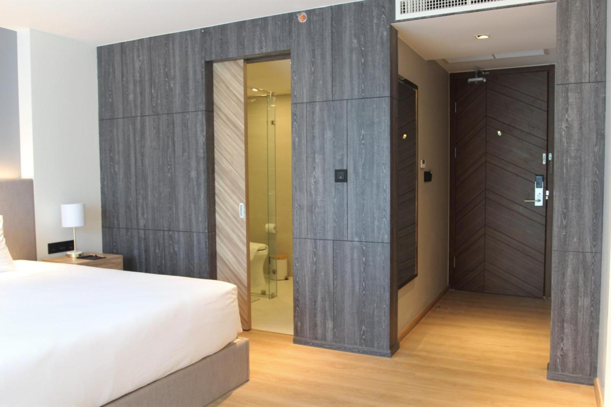 Wyndham La Vita Rawai Phuket Exterior foto